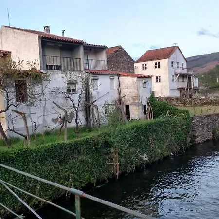 Holiday home Sandomil Riverbeach Tiny House *